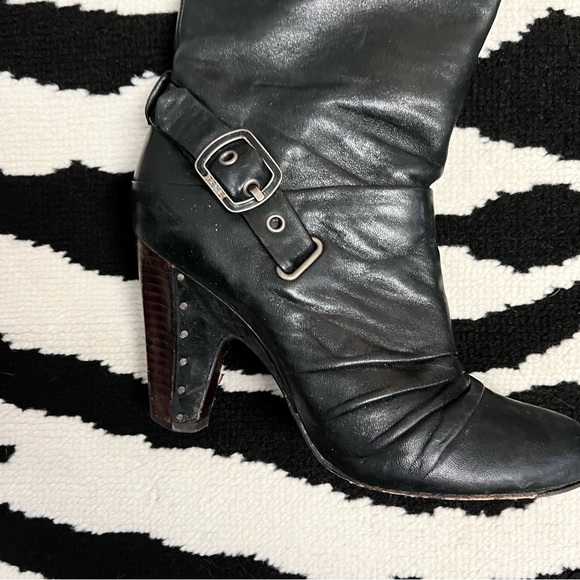 Frye | 'Bethany' Strappy Soft Black Tall Pull-On Leather Boots Size 5.5 - Picture 10 of 15